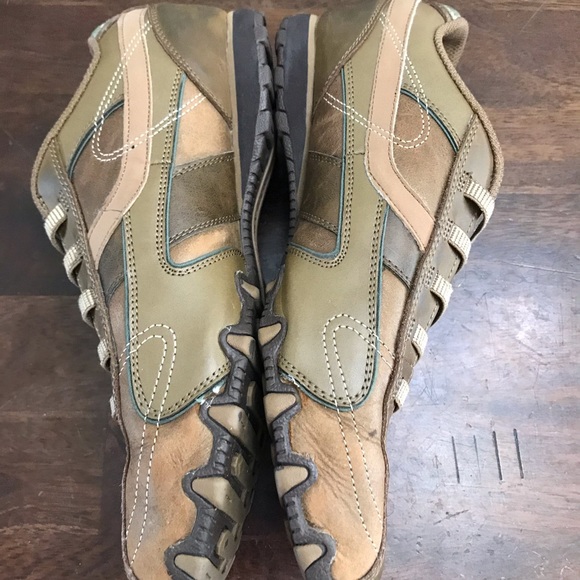 Skecher slip on leather shoes great condition Women’s size 9.5 - Picture 4 of 7